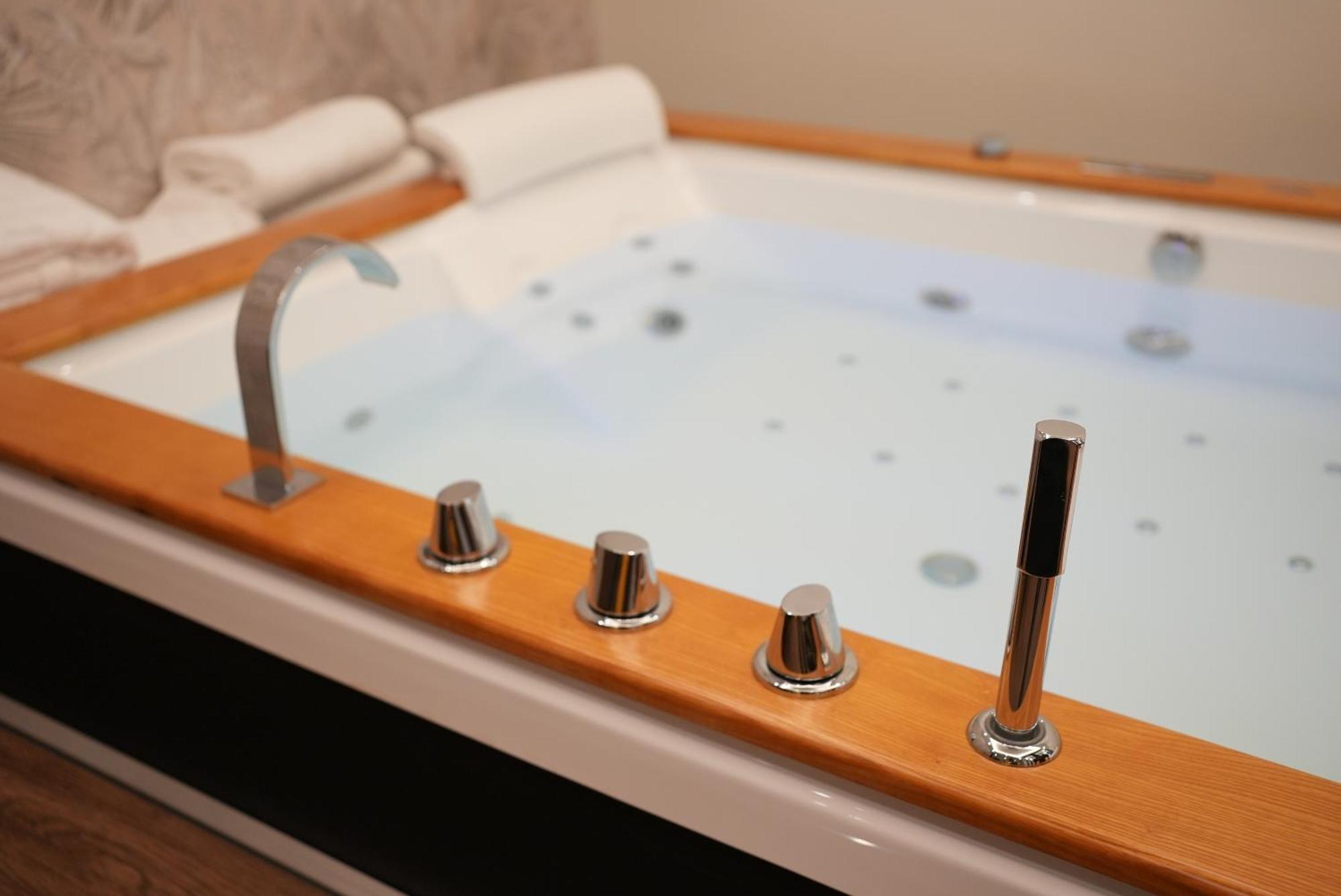 Re Di Cuori Hotel Caianello Ngoại thất bức ảnh