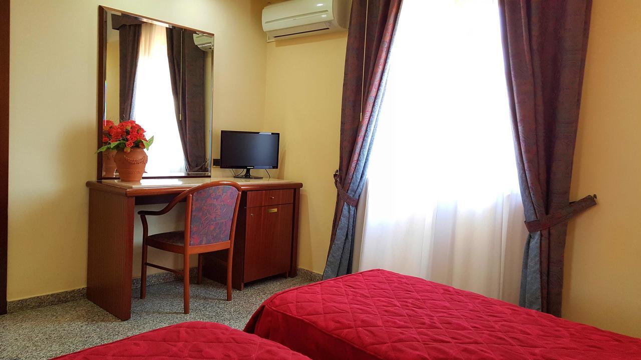 Re Di Cuori Hotel Caianello Ngoại thất bức ảnh